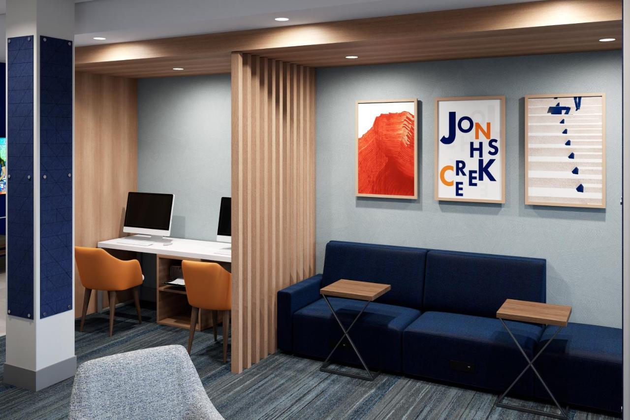 Holiday Inn Express & Suites Charlottesville By Ihg Dış mekan fotoğraf