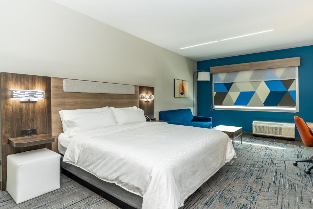 Holiday Inn Express & Suites Charlottesville By Ihg Dış mekan fotoğraf