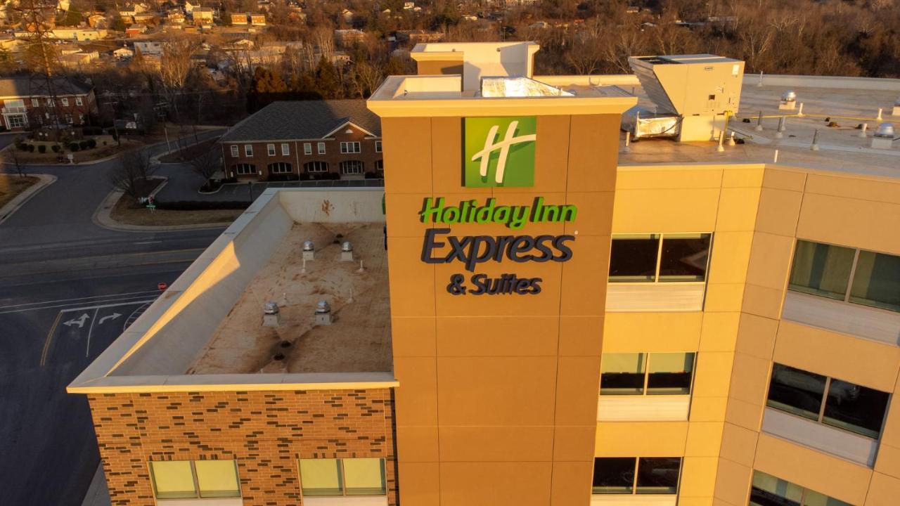 Holiday Inn Express & Suites Charlottesville By Ihg Dış mekan fotoğraf