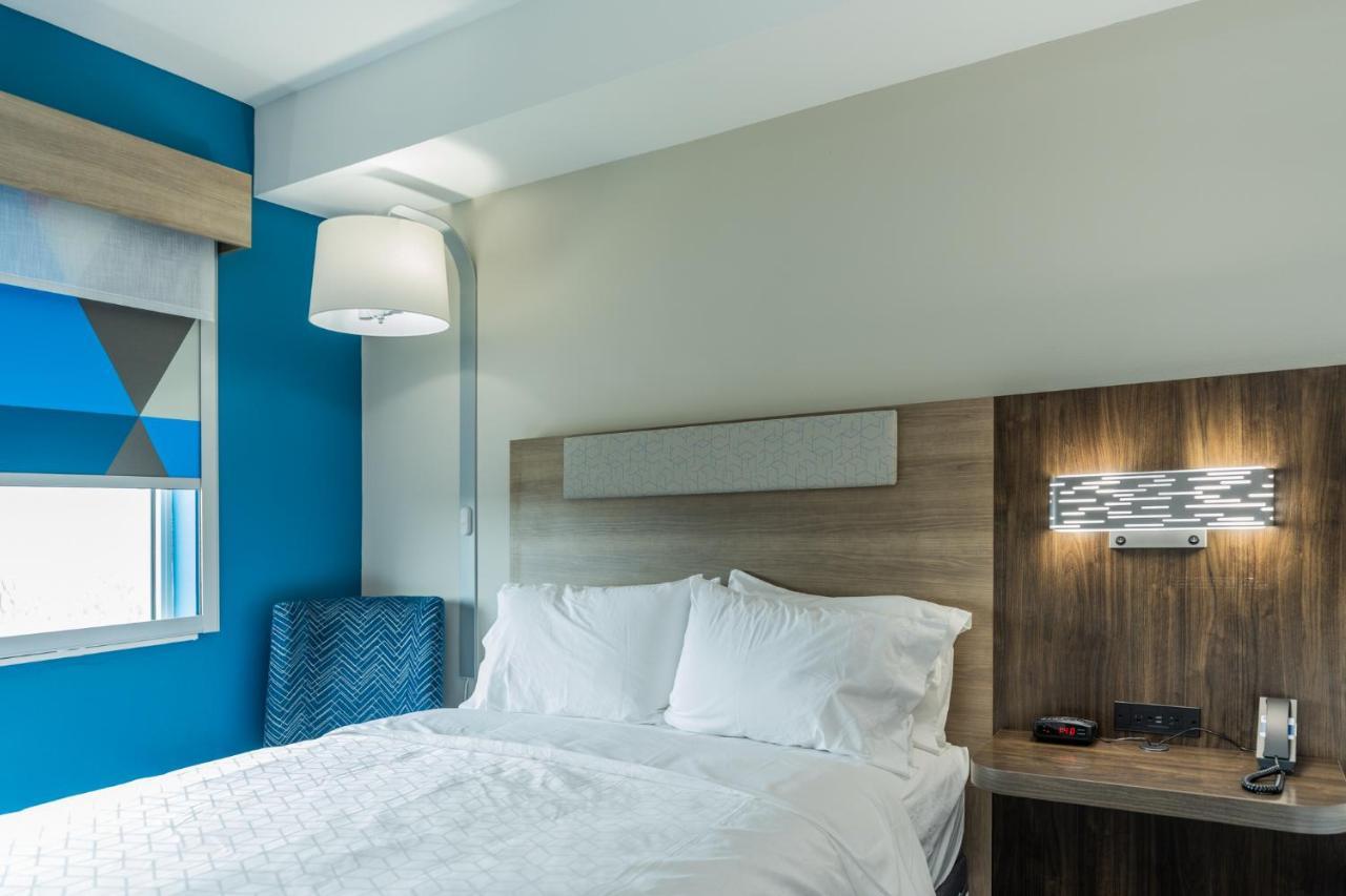 Holiday Inn Express & Suites Charlottesville By Ihg Dış mekan fotoğraf