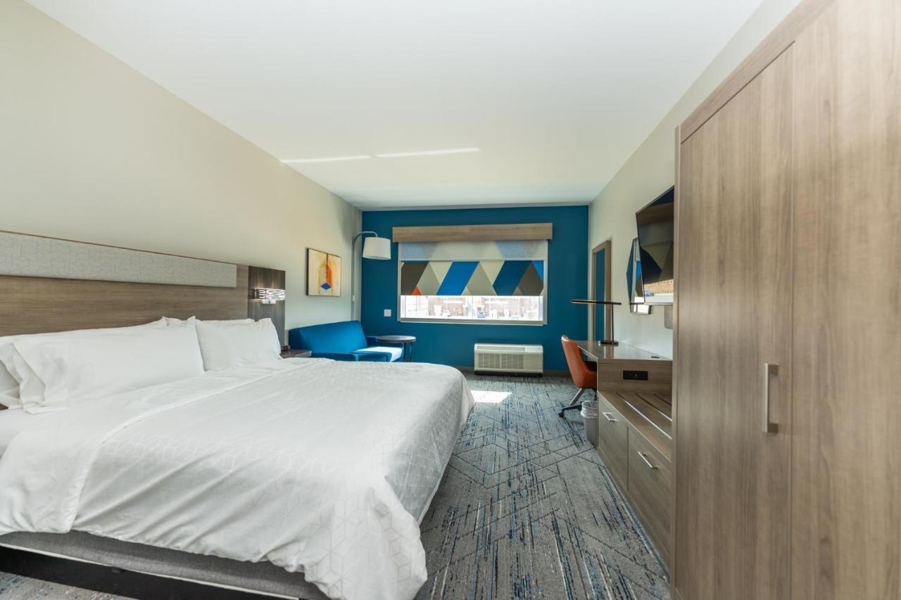 Holiday Inn Express & Suites Charlottesville By Ihg Dış mekan fotoğraf