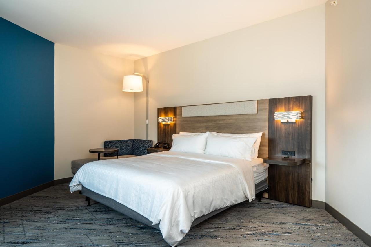 Holiday Inn Express & Suites Charlottesville By Ihg Dış mekan fotoğraf